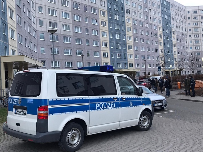 BPOL Halle: Bundespolizei legt Schleusern das Handwerk - drei Festnahmen und sechs Durchsuchungen in drei Bundesländern