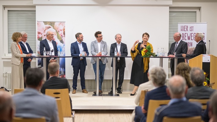Das DJH Baden-Württemberg feiert seine engagierte Vorsitzende  Dr. Susanne Pacher