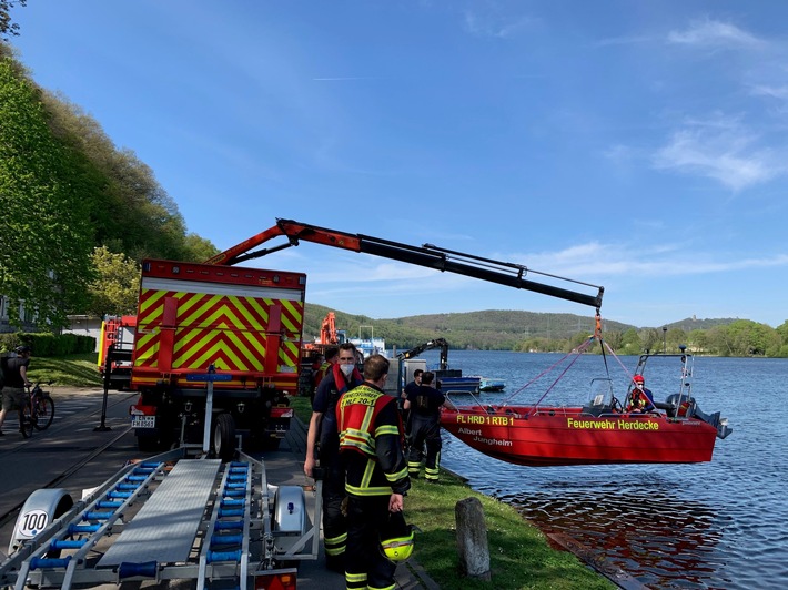 FW-EN: Wasserrettungseinsatz auf dem Hengsteysee