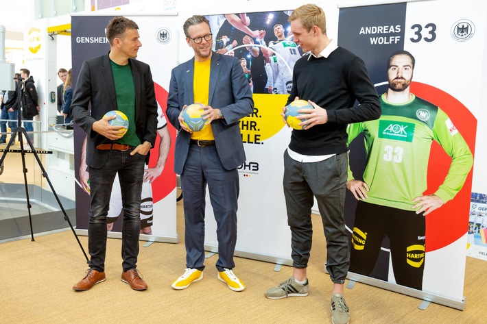Handball-Bundestrainer Christian Prokop Gast von Premium-Partner HARTING (FOTO)