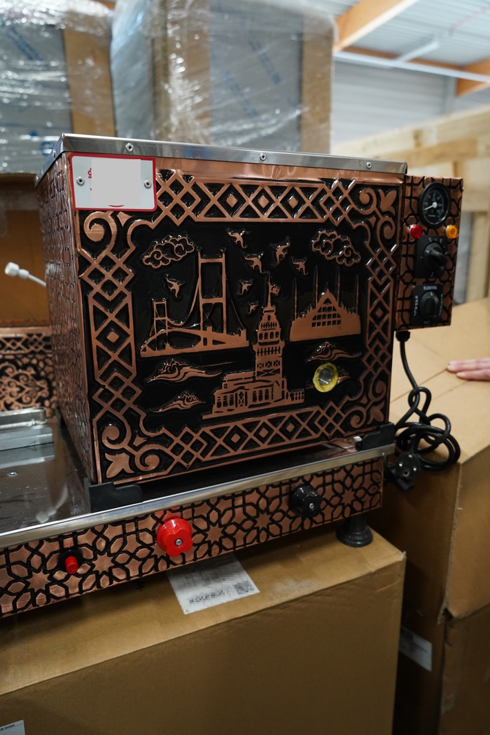 HZA-DD: Dresden: Zoll stoppt Einfuhr von Elektrogeräten/ Verstoß gegen geltende Vorschriften zur Produktsicherheit