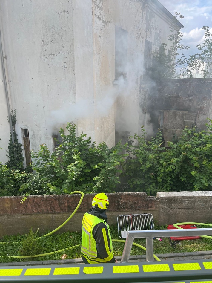 FW-EN: Brand im Gebäude, Lohmannsgasse