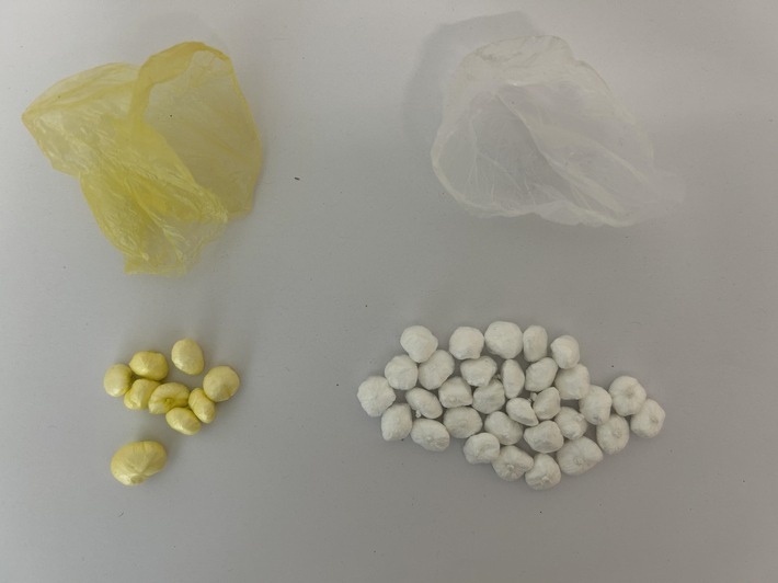 POL-KI: 250512.1 Kiel: Zwei mutmaßliche Drogendealer vorläufig festgenommen - ein 19-Jähriger kam in Untersuchungshaft