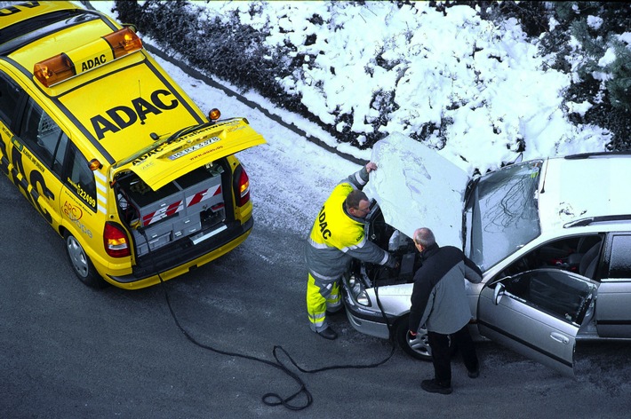 ADAC-Pannenhilfe Bilanz / Engel in Gelb halfen millionenfach / Neuer Einsatzrekord bei Straßenwacht und Straßendiensten