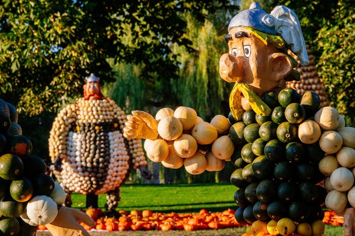 Mit der Familie vom 17. September bis 31. Oktober 20 Prozent günstiger in den egapark / Asterix und Obelix treffen, Kürbiswelten erkunden und unbegrenzten Spielspaß erleben
