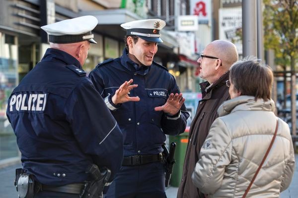 POL-REK: Handtaschenraub - Bergheim