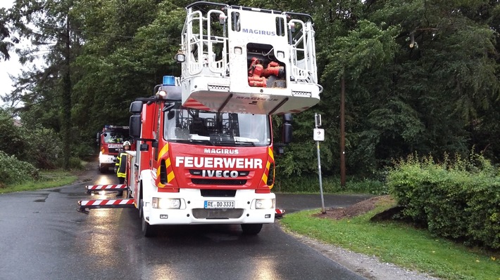 FW-Dorsten: Sturmtief Zeljko wütete über Dorsten und hielt für die Feuerwehr einiges an Arbeit bereit