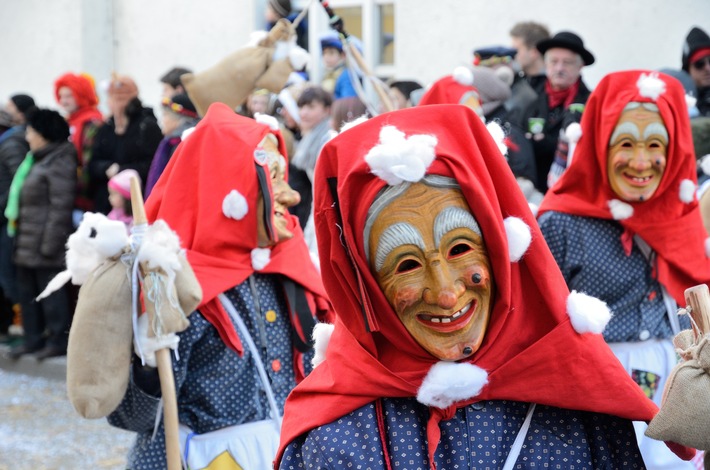 Sicher unterwegs an Karneval (FOTO)