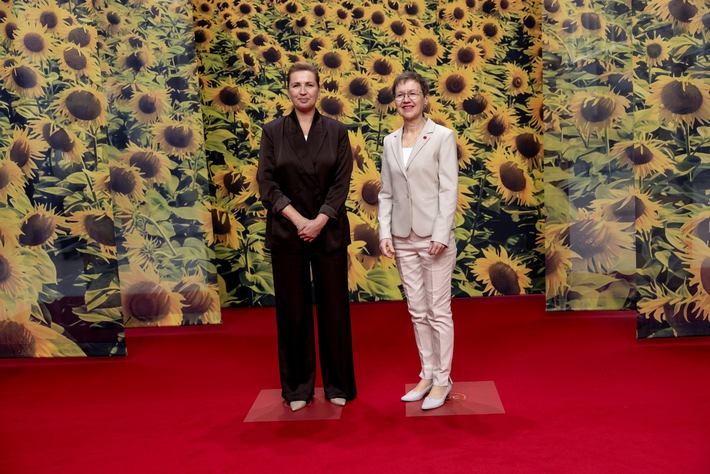 Regierungschefin Brigitte Haas am Gipfeltreffen der Europäischen Politischen Gemeinschaft in Kopenhagen