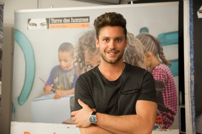 Bastian Baker besucht Terre des hommes-Projekte in Kolumbien