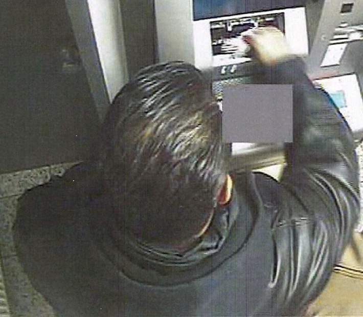 POL-LM: Öffentlichkeitsfahndung nach Trickbetrüger in Limburg