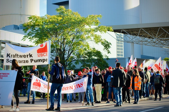 Warnstreik bei der LEAG: 2500 Beschäftigte legen Arbeit nieder