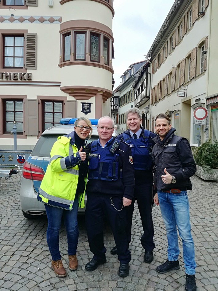 POL-PDKL: Ordnungskräfte beim Faschingsumzug