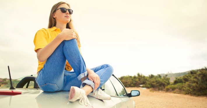 bonus.ch sur les assurances auto : malgré des primes en baisse, l