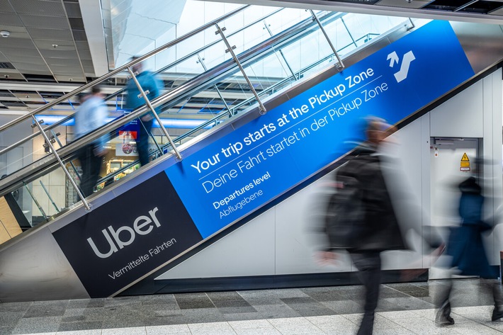 Smartes Waytising von Media Frankfurt und Uber: Der neue Uber-Abholbereich am Flughafen Frankfurt