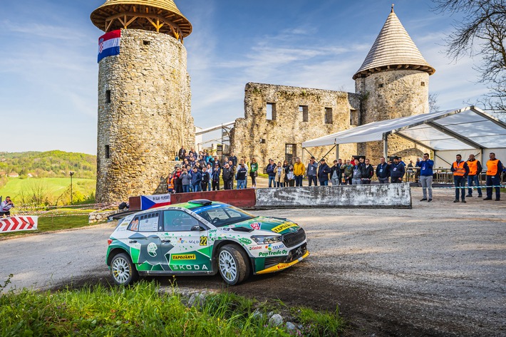 Rallye Kroatien: sieben Škoda Fabia in den Top-Ten der WRC2-Kategorie