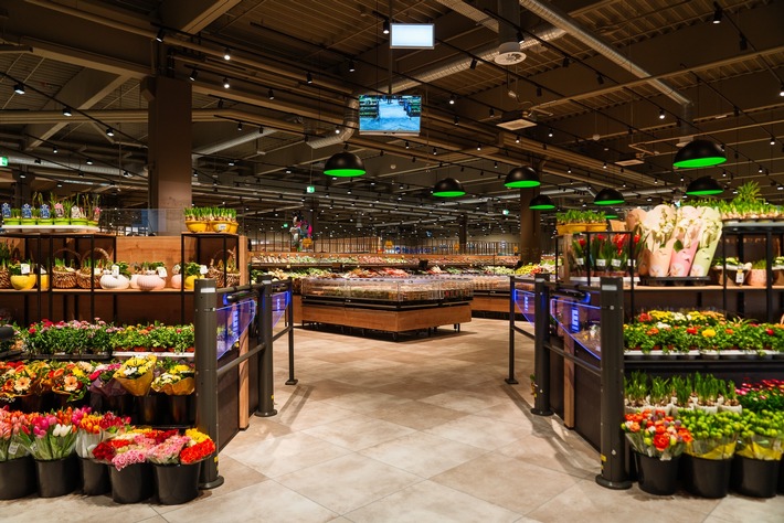 Presse-Information: Edeka Kohler übernimmt E-Center in Gundelfingen