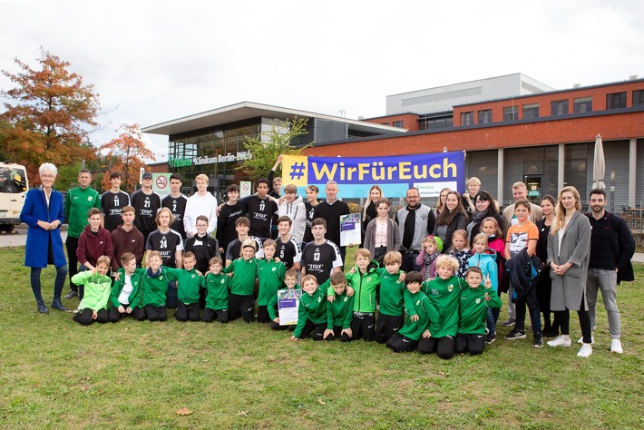 10.000 Euro für den Neustart im Kindersport vom Helios Klinikum Berlin-Buch