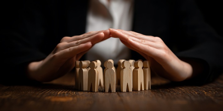 Gesundheitsrisiken steigen – Absicherungslücken ebenso: Welche Versicherung die Arbeitskraft schützt