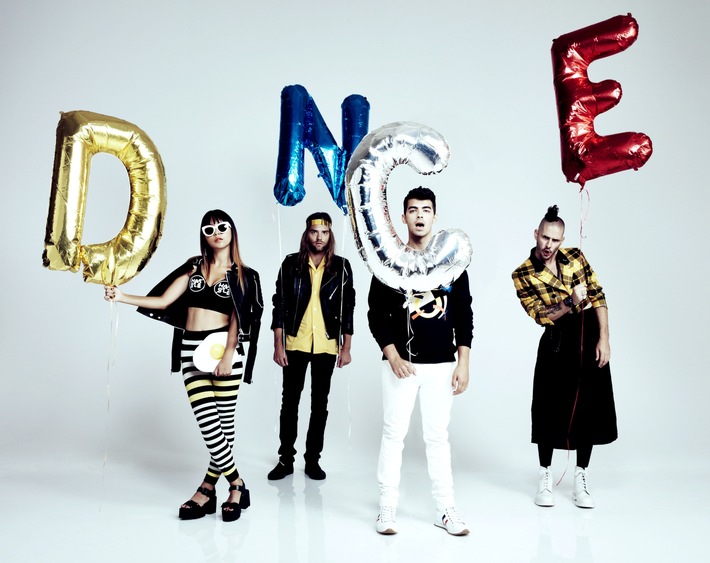 DNCE erobern mit Sommer-Hymne "Cake By The Ocean" Platz 1 der deutschen Airplaycharts