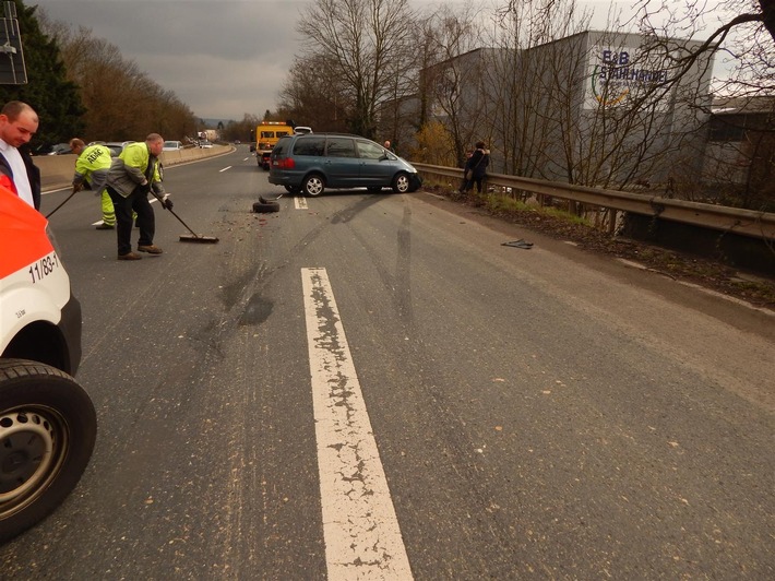 POL-PDKO: Nachtragspressemeldung (Sofortmeldung) zu VU B 42, Auffahrt Bendorf