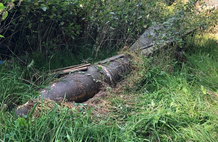 POL-MI: Raketenfund beschäftigt Polizei