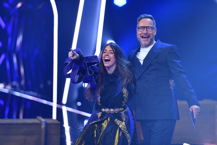 3,66 Millionen Detektive: Die ProSieben-Zuschauer:innen entlarven bei "The Masked Singer" Nazan Eckes und Vanessa Mai