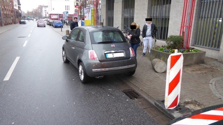 POL-PDWO: Zeugenaufruf - Fahrzeug abgedrängt und geflüchtet