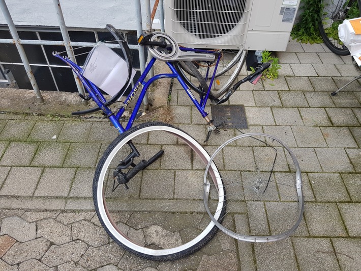 POL-OG: Offenburg - Fahrrad demoliert, Eigentümer gesucht