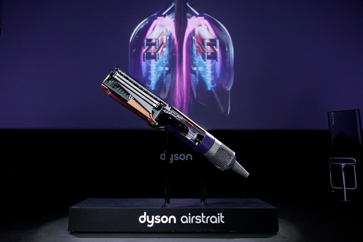 Erfolgreiches Launch Event in Paris: Der neue Dyson Airstrait