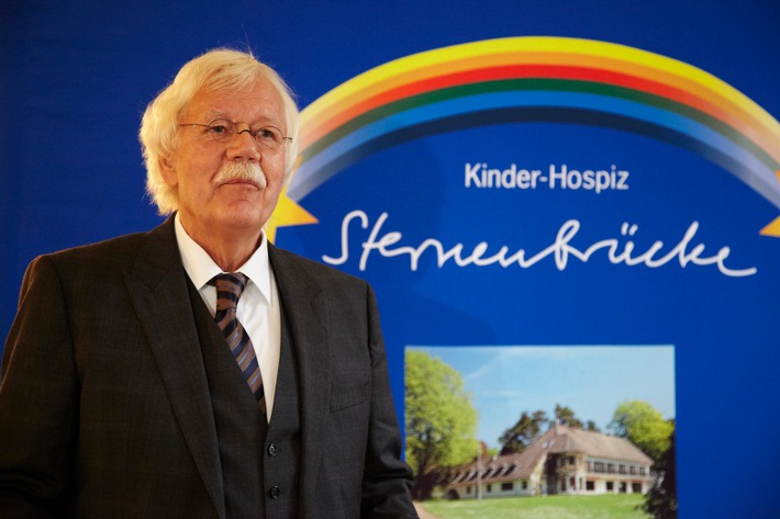 Die Sternenbrücke trauert um Carlo von Tiedemann