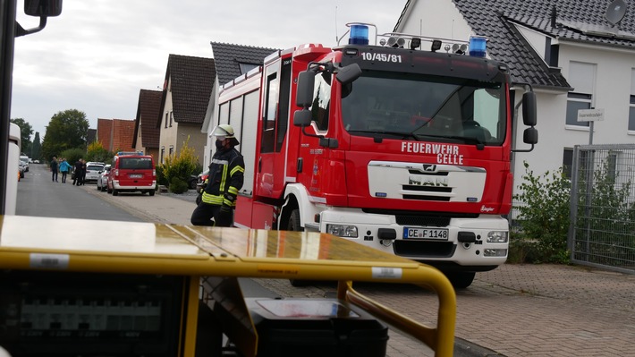 FW Celle: Feuer in einer Zwischendecke in Westercelle