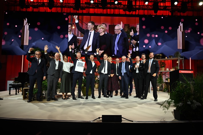 Die Renggli AG gewinnt den Family Business Award 2026