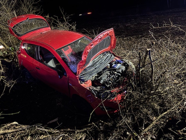 POL-ROW: ++ Verkehrsunfall zwischen Scheeßel und Rotenburg (B75): Zeugen gesucht ++