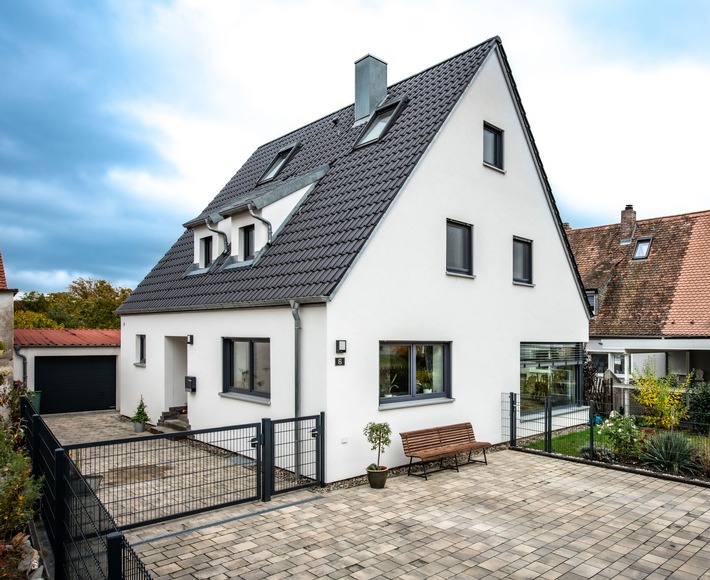 Über 150 Best-Practice-Beispiele im Portal des "Gebäudeforums klimaneutral"