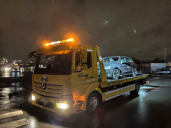 POL-BO: Tuningtreffen auf Bochumer Parkplatz: Polizei zieht Auto aus dem Verkehr