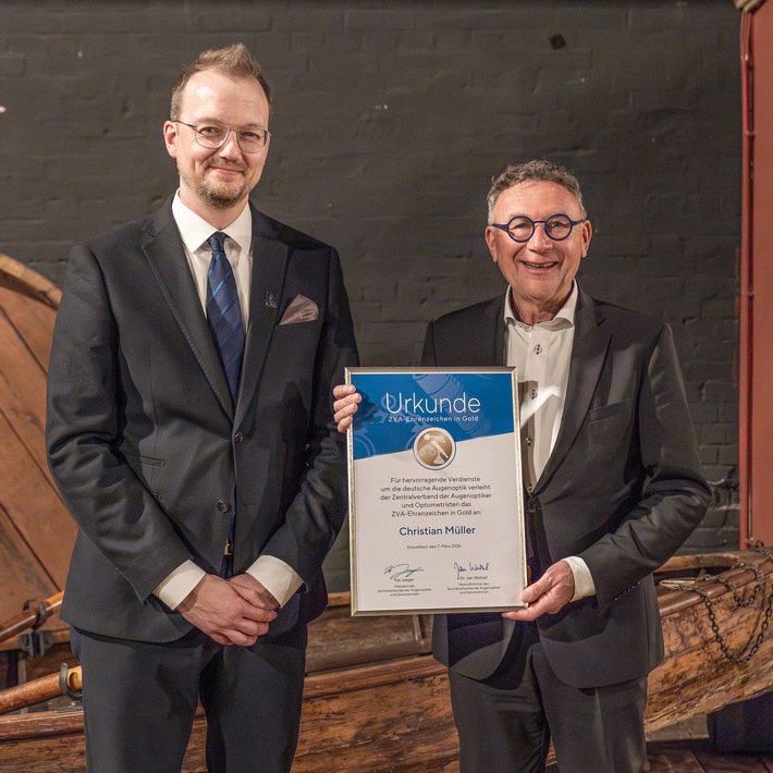 ZVA-Mitgliederversammlung: Verband würdigt Christian Müller mit Ehrenzeichen in Gold