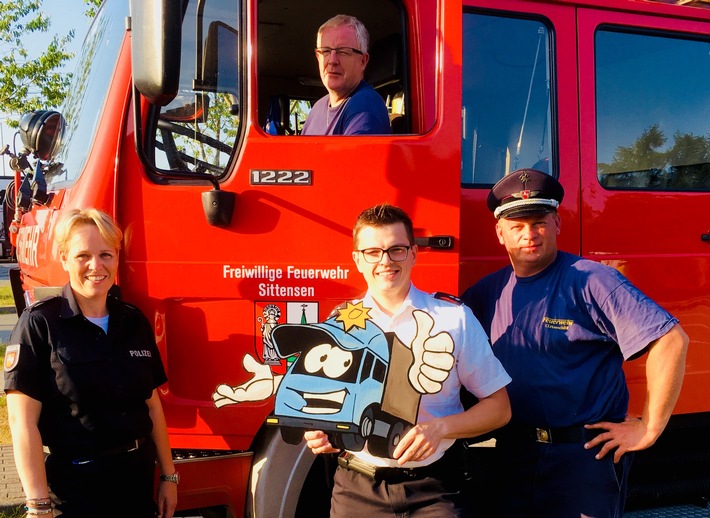 POL-ROW: Feuerwehr zu Gast beim Fernfahrerstammtisch