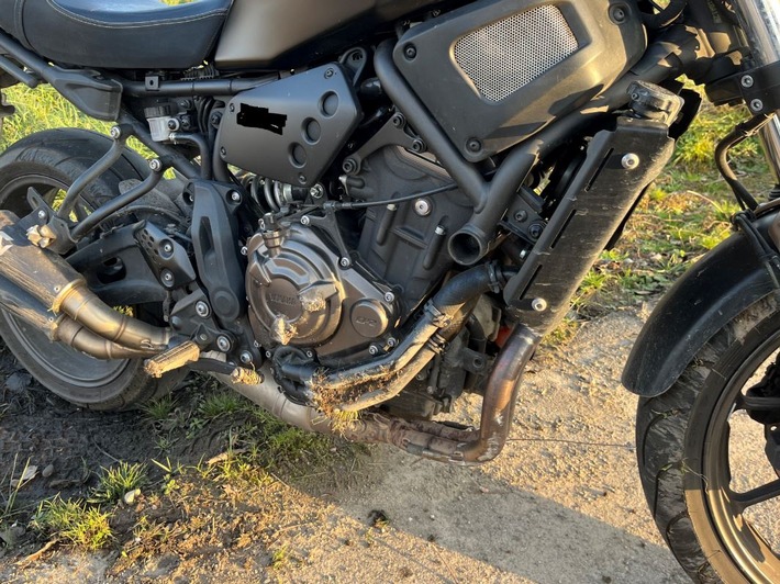 POL-PDLD: Roschbach - Alkoholisierter Motorradfahrer kommt zum Sturz