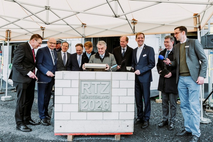 POL-HAM: Grundsteinlegung für das Regionale Trainingszentrum Münsterland (RTZ) in Nottuln - zukunftsweisende Trainingsinfrastruktur für die Polizei-Ausbildung von morgen