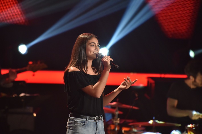 Premiere bei &quot;The Voice Kids&quot;: Melisa (13) aus Berlin singt auf Türkisch