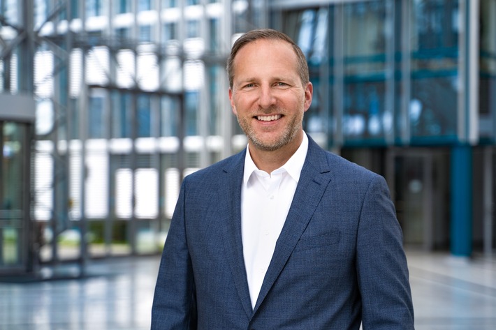 Fonds Finanz holt Konrad Höfer an Bord und schafft neuen Bereich Digital & New Business Solutions