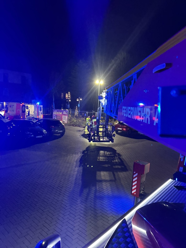 FW Alpen: Unterstützung Rettungsdienst