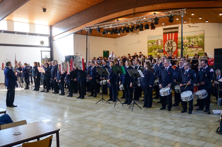 FW Menden: Spielmannszug feiert 150tes Jubiläum