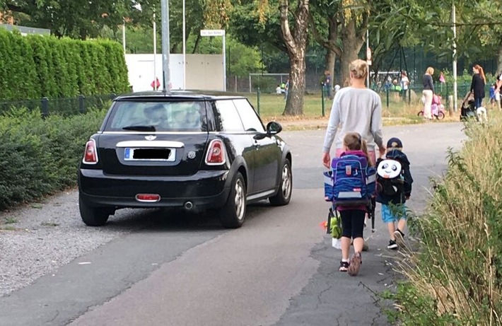 POL-FL: Die Einschulung naht - Schulanfänger im Straßenverkehr - Tipps für einen sicheren Schulweg