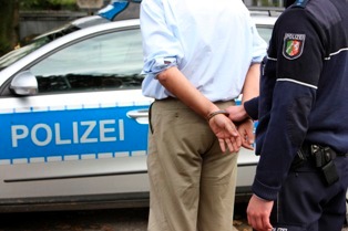 POL-REK: Festnahme nach kurzer Flucht - Erftstadt