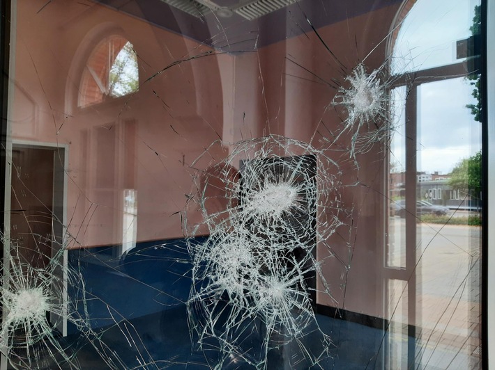 BPOL-BadBentheim: Vandalismus am Bahnhof Bohmte - Zeugenaufruf der Bundespolizei