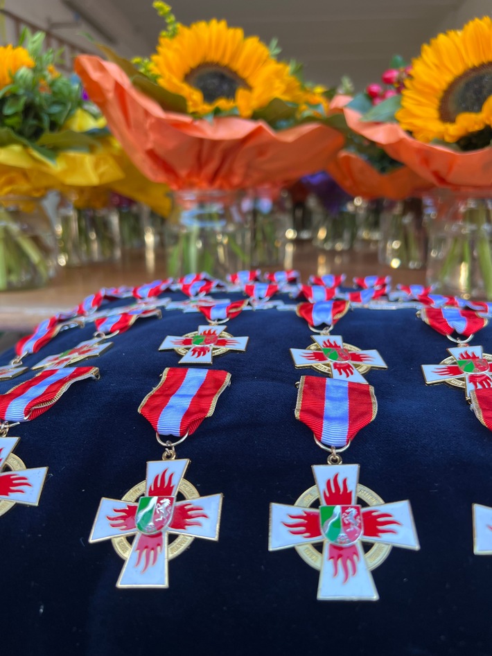 FW-LEV: Einladung zum Stadtfeuerwehrtag in Wiesdorf - Feierliche Ehrungen und 125 Jahre Löschzug Wiesdorf