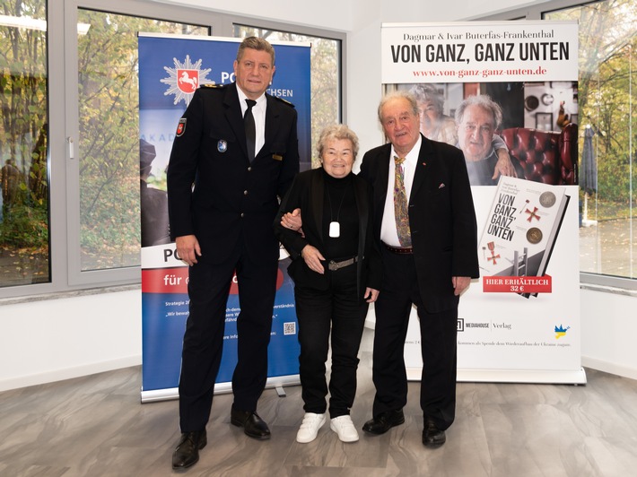 ZPD: &quot;Verzeihen, aber nicht vergessen!&quot; Vielfach ausgezeichneter Holocaustüberlebender Ivar Buterfas-Frankenthal im Dialog mit Führungskräften der Zentralen Polizeidirektion Niedersachsen (ZPD)