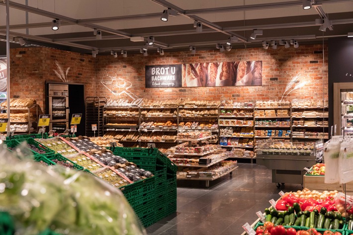 Innovativ, modern und freundlich - der neue Coop-Supermarkt / Coop präsentiert ihr neues Ladenkonzept
